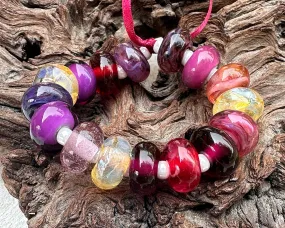 16 Berry Bliss Purple Lampwork Glass Beads SRA