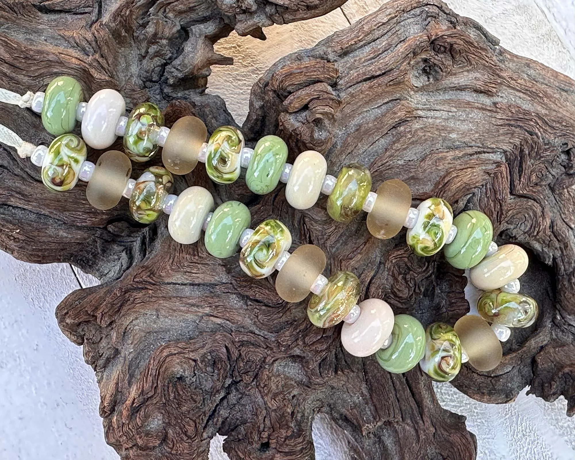 25 Mossy Oak Green Lampwork Beads Set SRA