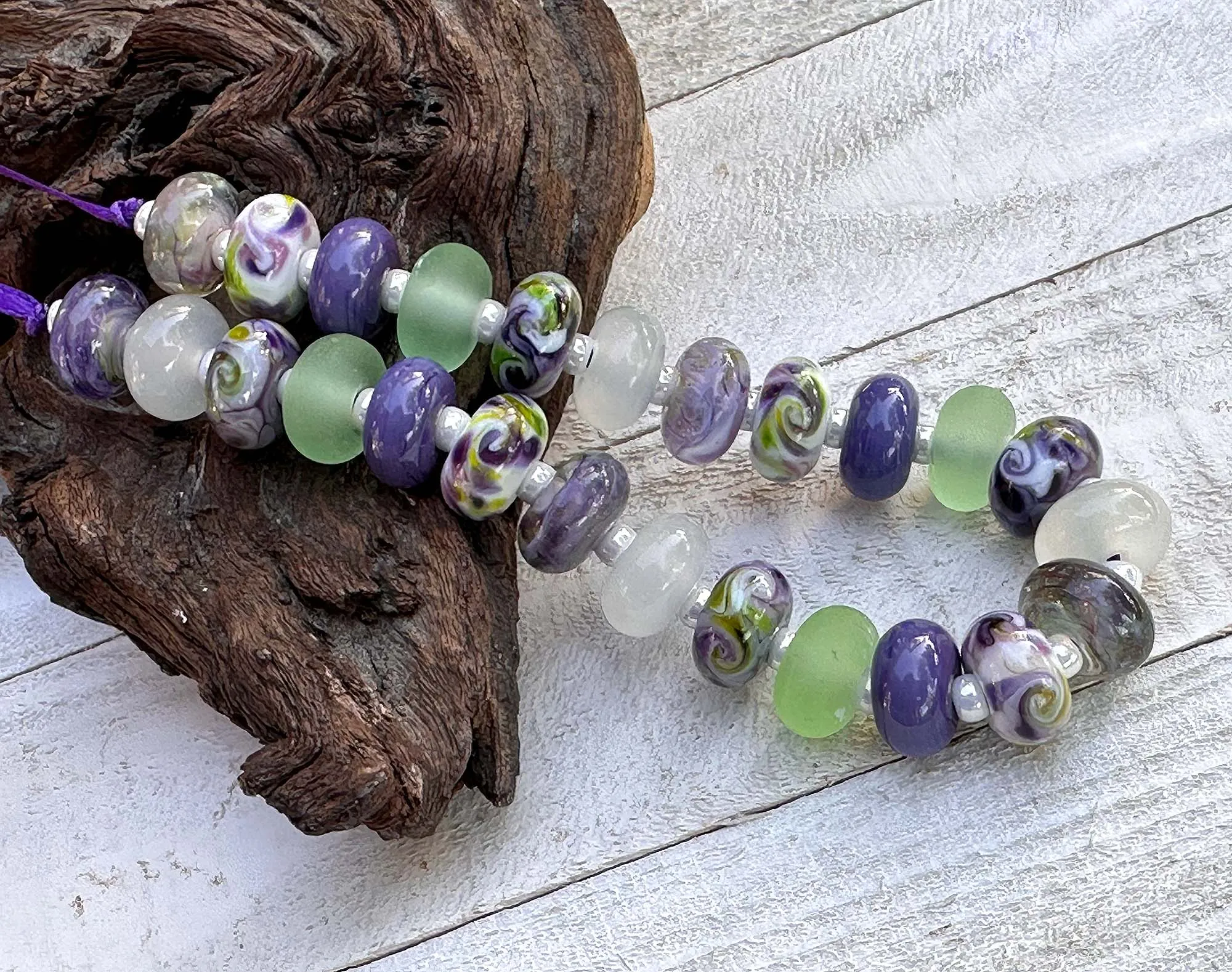 25 Wisteria Blooms Purple Lampwork Beads Set SRA