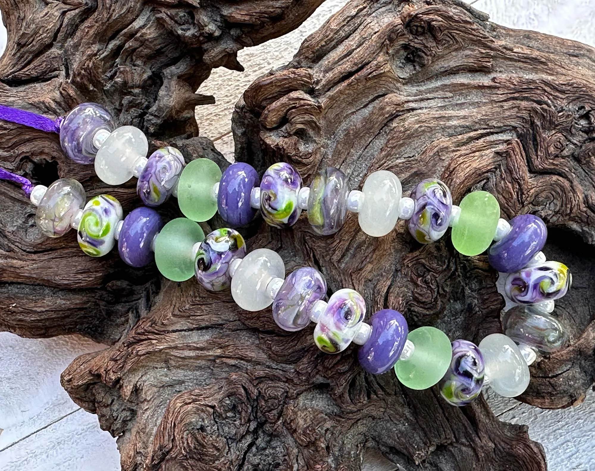 25 Wisteria Blooms Purple Lampwork Beads Set SRA