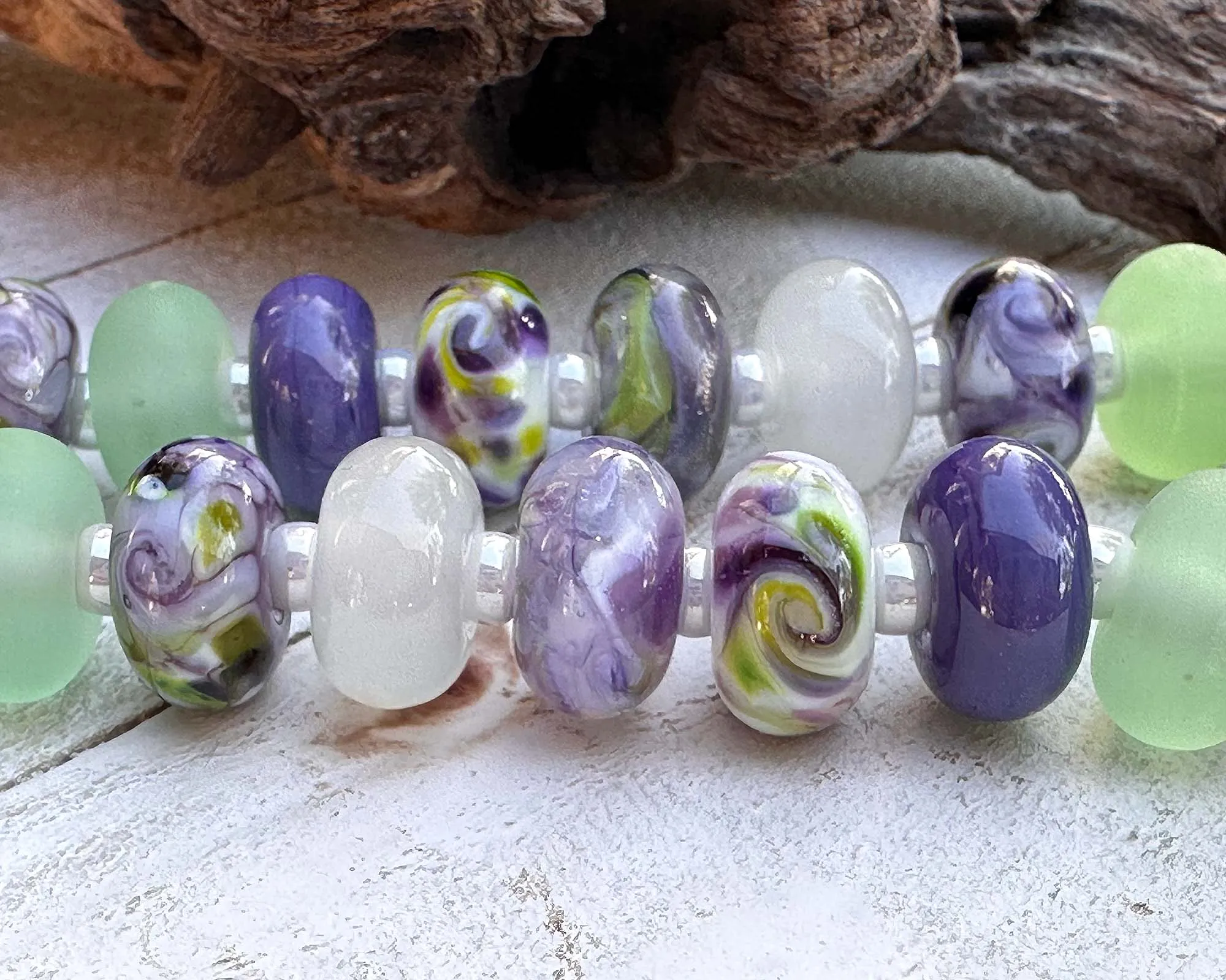 25 Wisteria Blooms Purple Lampwork Beads Set SRA