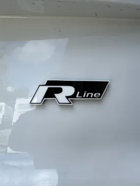 4D "R Line" Replacement Badges - Multiple Colours - VW MODELS