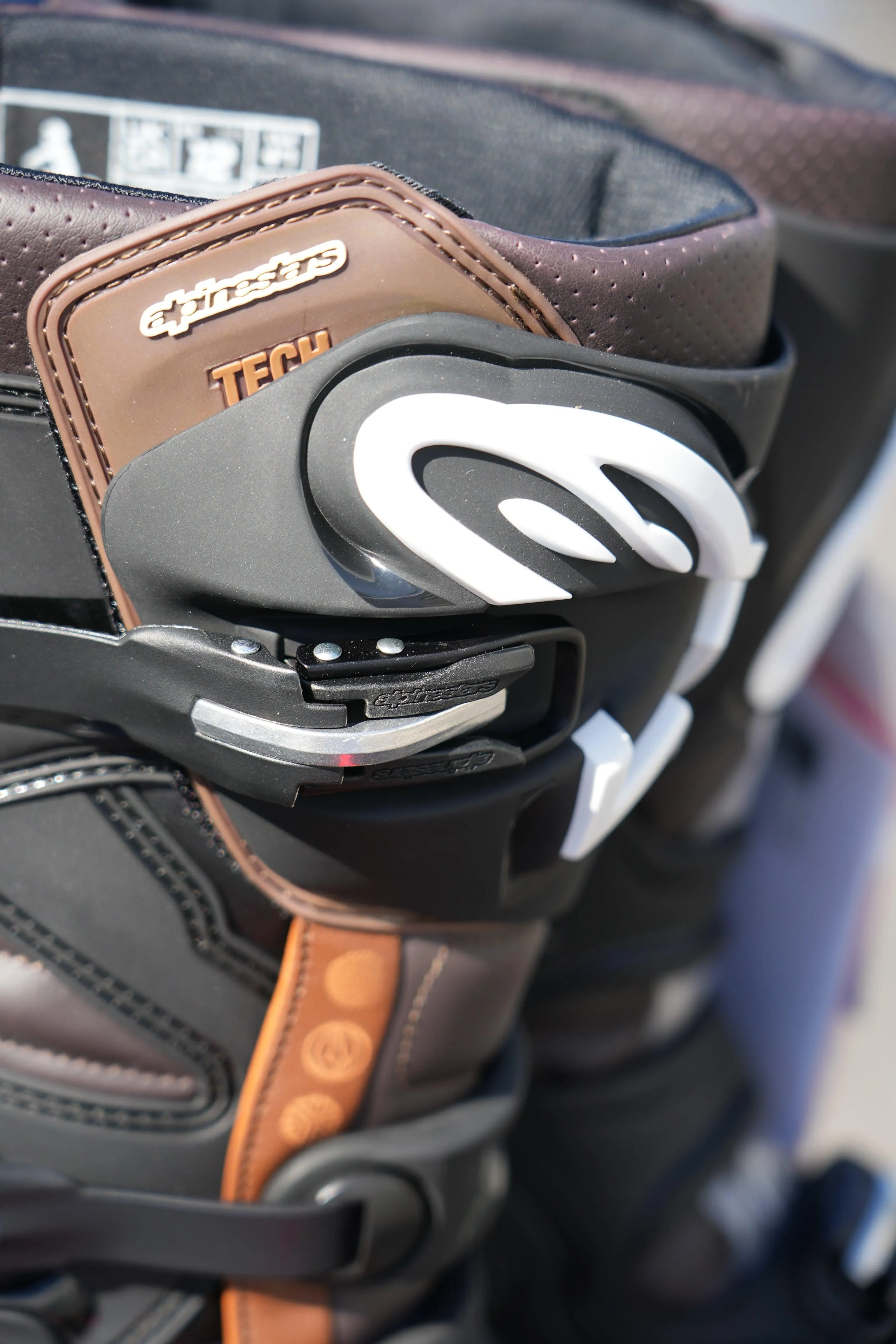 Alpinestars Tech 7 Enduro Black/Dark Brown Boots