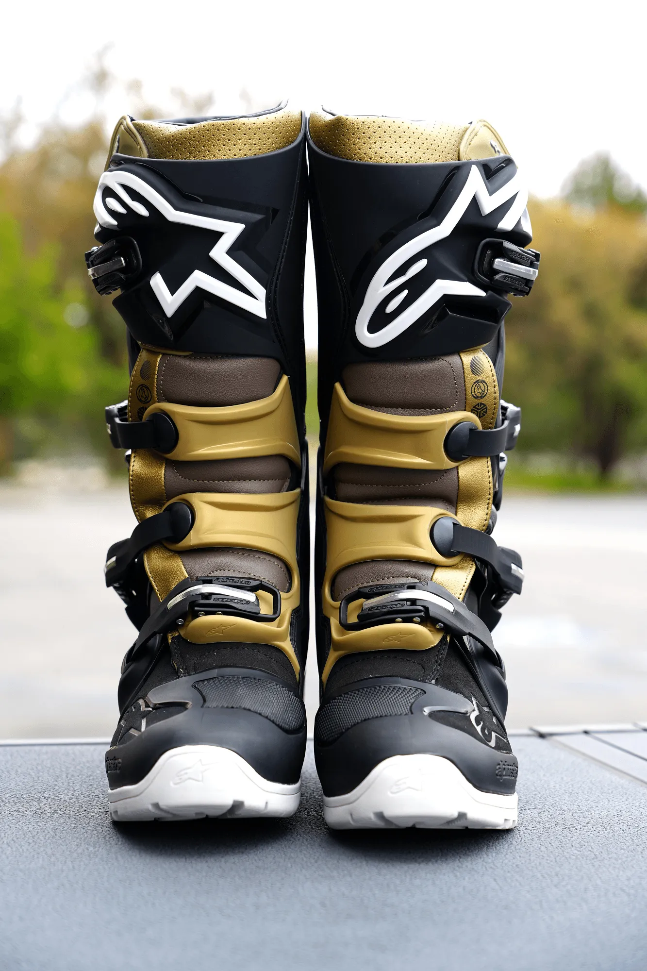 Alpinestars Tech 7 Enduro Drystar Boots - Black/Gray/Gold
