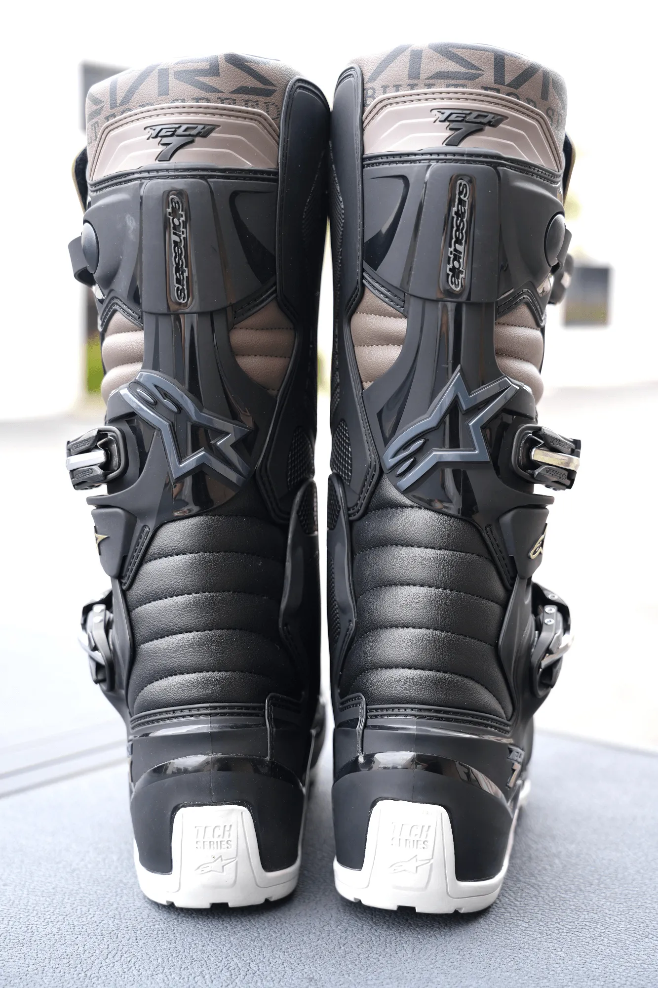 Alpinestars Tech 7 Enduro Drystar Boots - Black/Gray/Gold