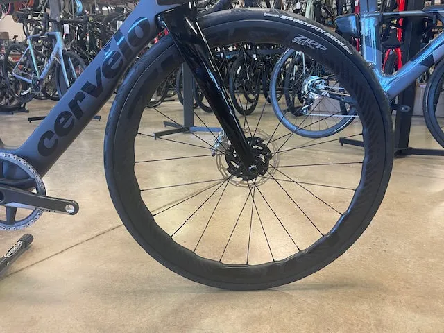 Cervelo S5 1x Sram Red AXS 12 Speed Zipp 353 NSW