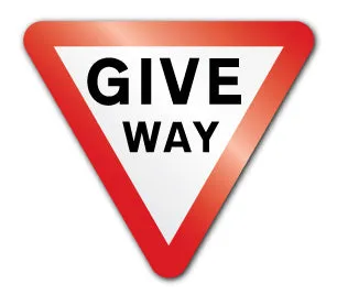 Give way 600mm (Post/Fence Fix)