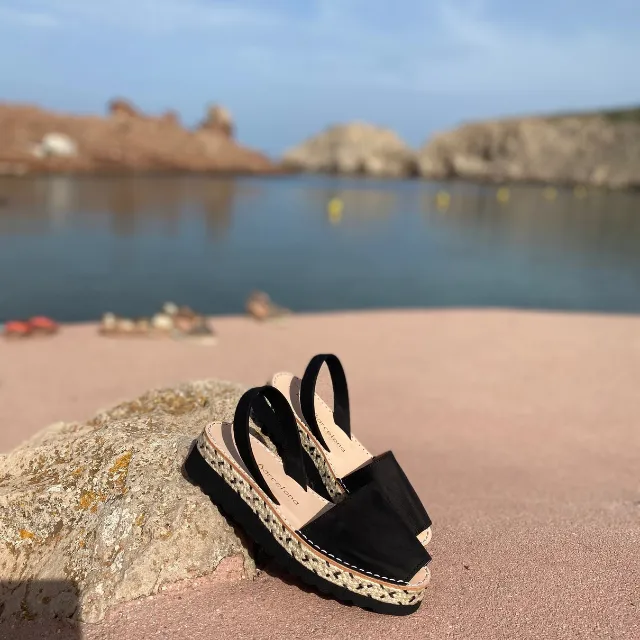 Platform Avarcas | Double Black (Padded)
