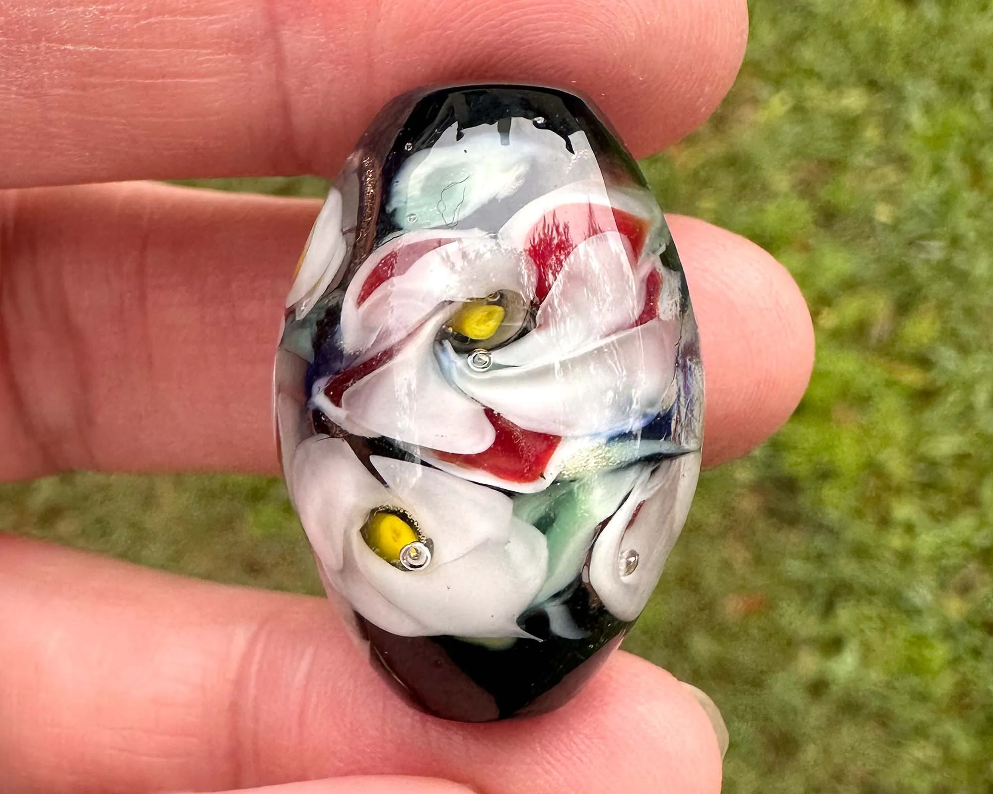 White & Red Floral Lampwork Focal Bead SRA